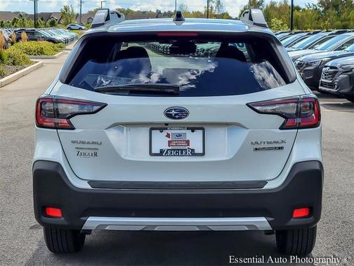 2023 Subaru Outback Touring XT