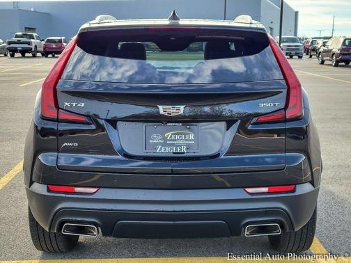 2023 Cadillac XT4 Luxury