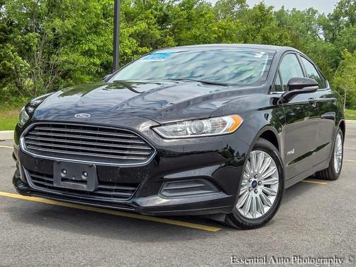 2016 Ford Fusion Hybrid SE