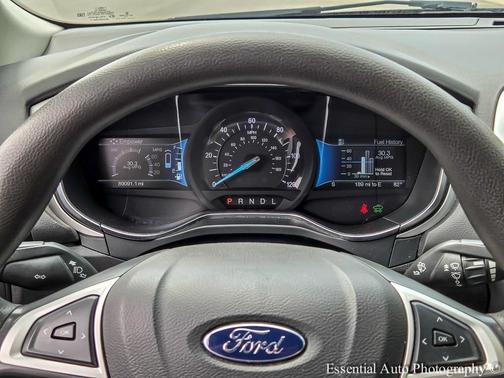 2016 Ford Fusion Hybrid SE