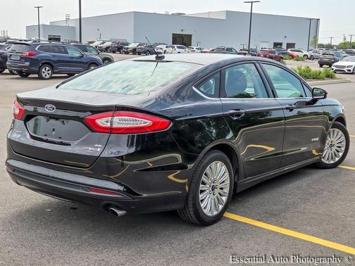 2016 Ford Fusion Hybrid SE
