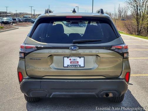 Autumn Green Metallic 2025 Subaru Forester Premium