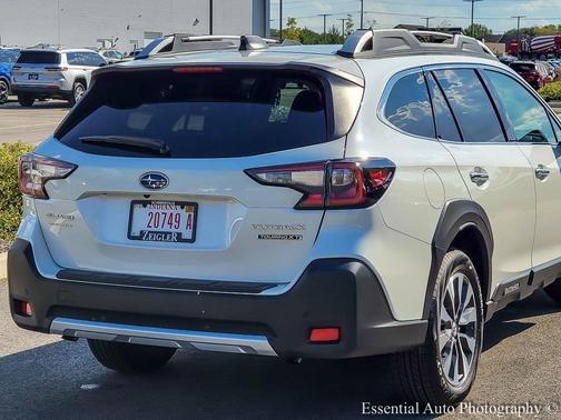 2025 Subaru Outback Touring XT