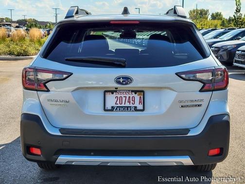 2025 Subaru Outback Touring XT