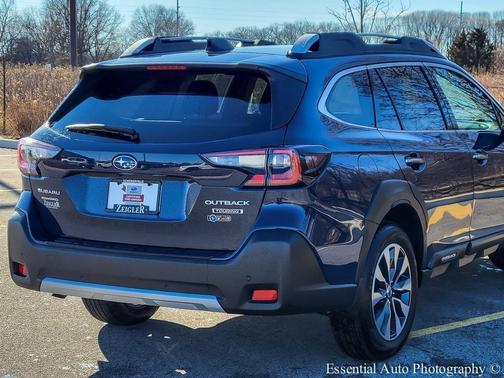 2023 Subaru Outback Touring