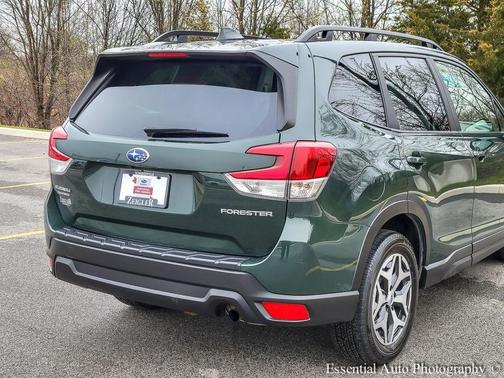 Cascade Green Silica 2023 Subaru Forester Premium