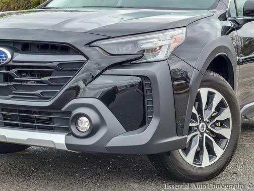 Crystal Black Silica 2024 Subaru Outback Limited XT