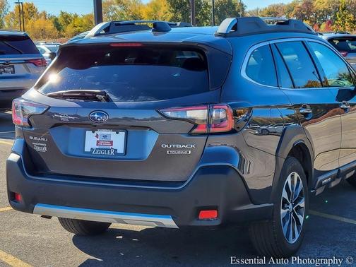 2023 Subaru Outback Touring