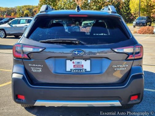 2023 Subaru Outback Touring