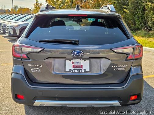 2023 Subaru Outback Touring