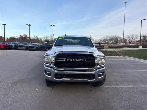 2024 RAM 2500 Big Horn Crew Cab 4x4 64' Box