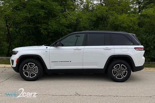 2023 Jeep Grand Cherokee 4xe Trailhawk Carb State Pkg