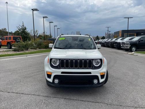 2019 Jeep Renegade Latitude FWD