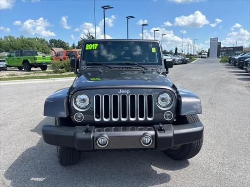2017 Jeep Wrangler Unlimited Sahara 4x4