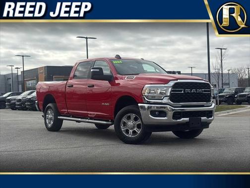 2024 RAM 2500 Big Horn Crew Cab 4x4 64' Box