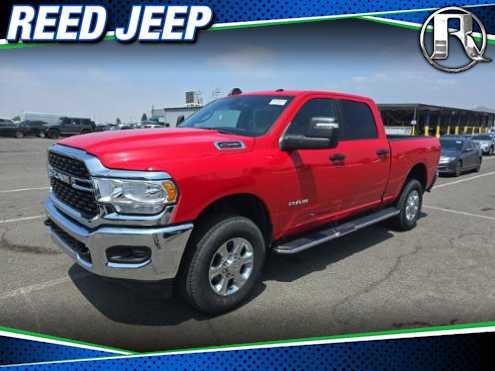2024 RAM 2500 Big Horn Crew Cab 4x4 6'4' Box