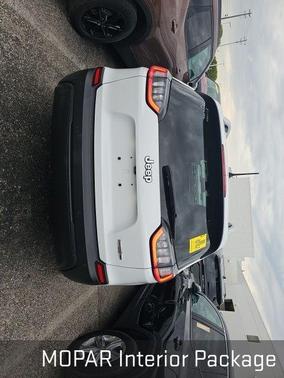 Bright White Clearcoat 2021 Jeep Cherokee Latitude Plus