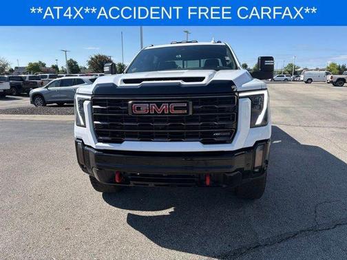 Summit White 2024 GMC Sierra 2500 AT4X