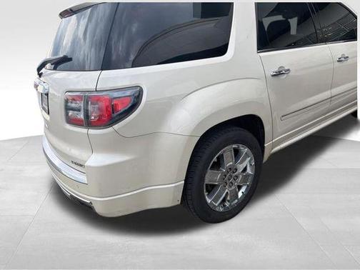 White Diamond Clearcoat 2014 GMC Acadia Denali
