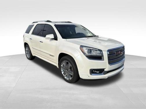 White Diamond Clearcoat 2014 GMC Acadia Denali