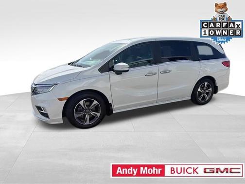 White Diamond Pearl 2019 Honda Odyssey Touring