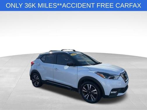 2019 Nissan Kicks SR
