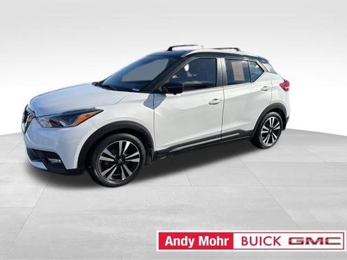 2019 Nissan Kicks SR