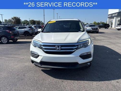 2017 Honda Pilot EX-L w/ Navigation