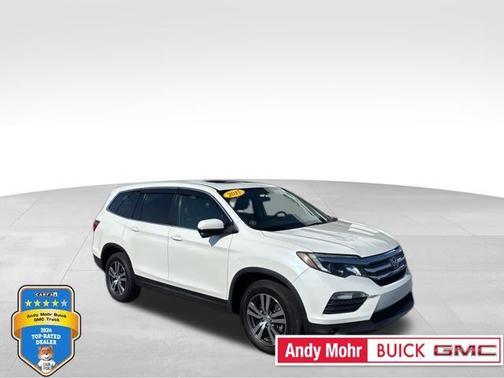 2017 Honda Pilot EX-L w/ Navigation