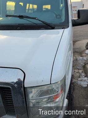 2013 Ford E350 Super Duty XLT