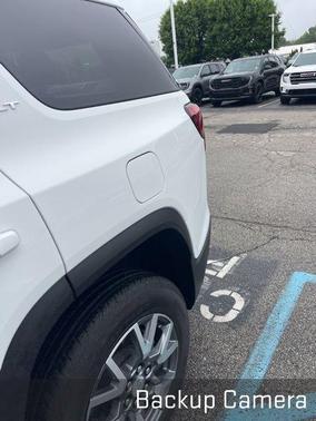 Summit White 2023 GMC Acadia SLT