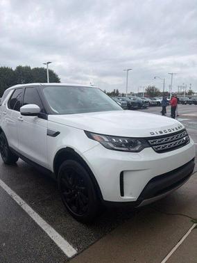 Fuji White 2018 Land Rover Discovery HSE