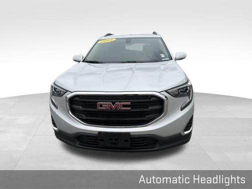 Quicksilver Metallic 2018 GMC Terrain SLE