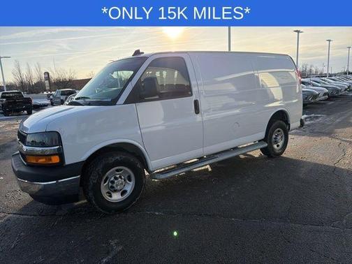2024 Chevrolet Express 2500 Work Van