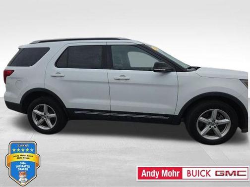 Oxford White 2016 Ford Explorer XLT