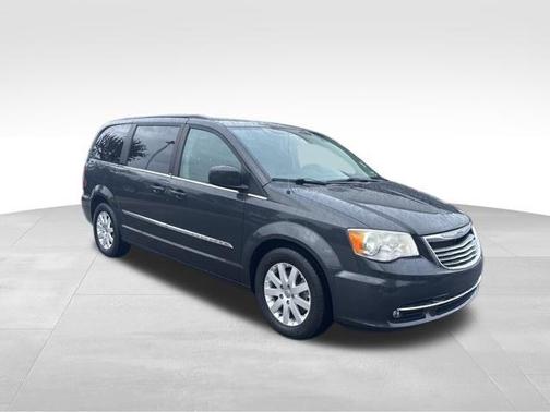 2012 Chrysler Town & Country Touring