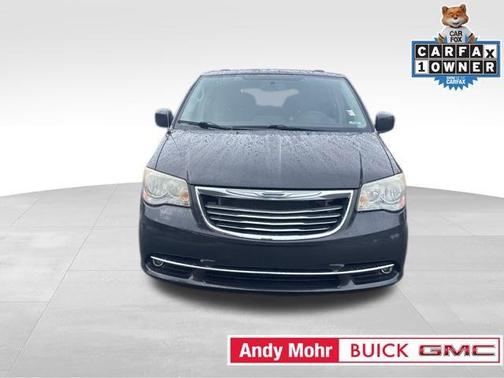 2012 Chrysler Town & Country Touring
