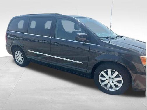 2012 Chrysler Town & Country Touring