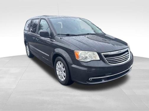 2012 Chrysler Town & Country Touring