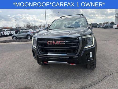 Onyx Black 2022 GMC Yukon AT4