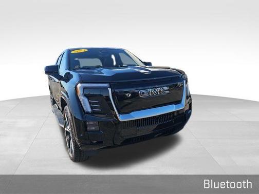 2025 GMC Sierra EV Denali