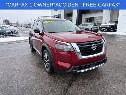 2025 Nissan Pathfinder Platinum