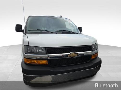 Summit White 2024 Chevrolet Express 2500 Work Van