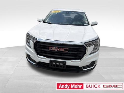 Summit White 2024 GMC Terrain SLE