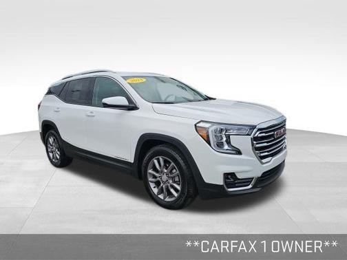 Summit White 2024 GMC Terrain SLT