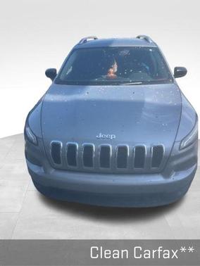 2017 Jeep Cherokee Sport