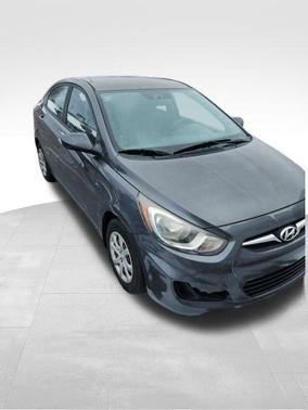 2012 Hyundai Accent GLS