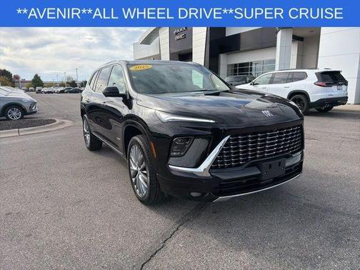 2025 Buick Enclave Avenir