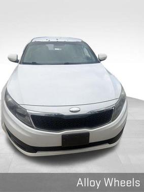 Snow White Pearl 2013 Kia Optima LX