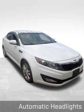 Snow White Pearl 2013 Kia Optima LX